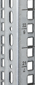 Vertikální lišta 32U čtvercový otvor 9,5 x 9,5 mm