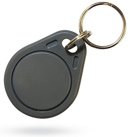 Černý bezkontaktní RFID přívěšek EM UNIQUE 125kHz na klíče