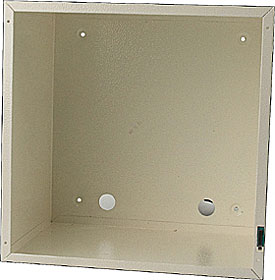 Kovový kryt pro umístění akumulátorů s kapacitou 38 – 44 Ah