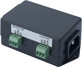 PowerEgg, detektor přítomnosti síťového napětí na vstupu, ovladatelný AC výstup
