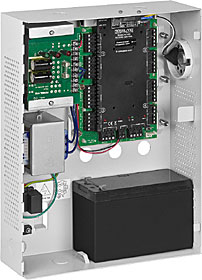 4-dveřový síťovatelný kontrolér s IP v krytu s nap.zdrojem, rozšiřitelný
